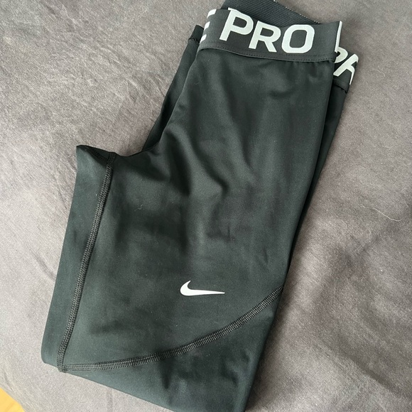 Nike Pro Dry Fit Leggings size small - Picture 3 of 5